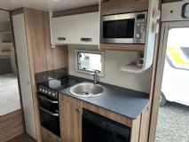 2021 SWIFT AWARD NIGHTSTAR 5.jpg